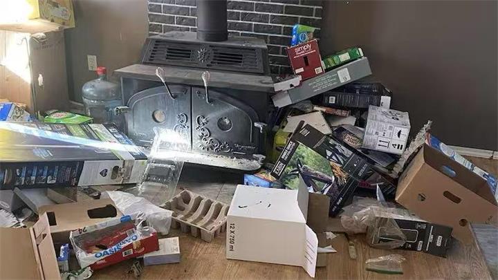 房东分享租房恐怖经历,警示他人务必做好功课3