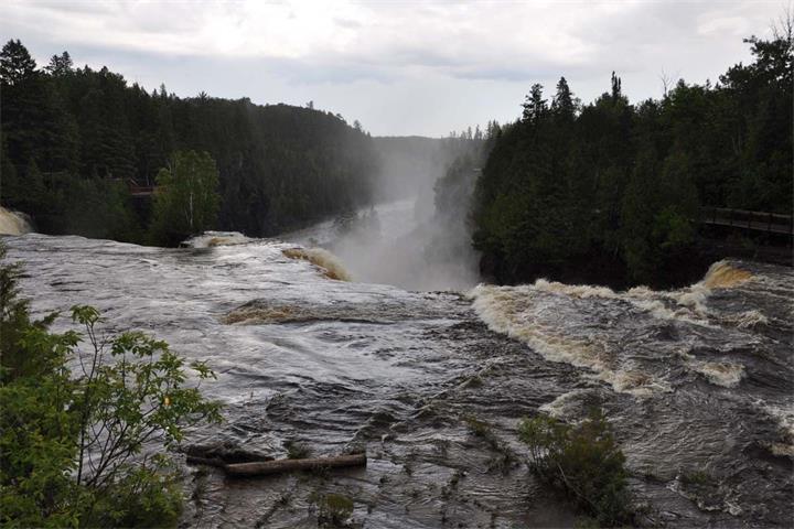 安省冬季10个绝美奇观:雪落之后是酷炫美景的探险2