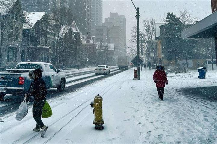 预计周日多伦多将迎来高达10厘米的降雪,迎接冬季的第一场寒潮1