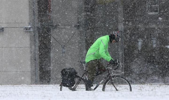 多伦多11月9日的降雪是50多年来最早的一次积雪超过5厘米1