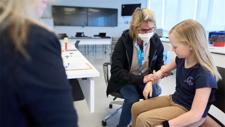 【广播】加拿大在疫苗接种意识方面是否做得不够好?1