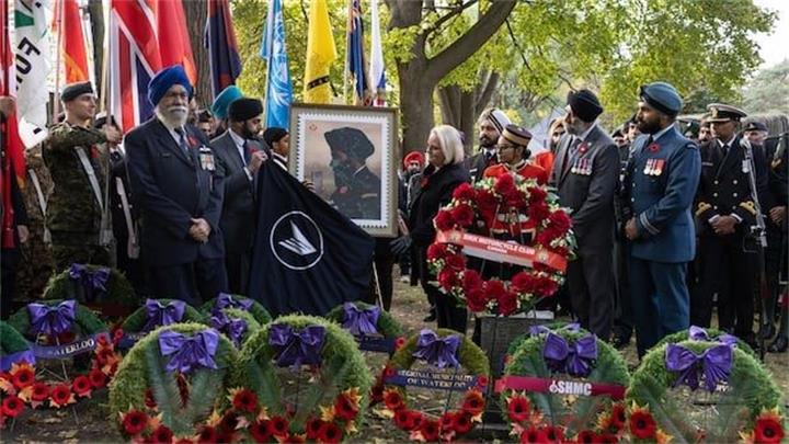 加拿大举行仪式纪念阵亡将士纪念日,缅怀退伍军人和阵亡将士2