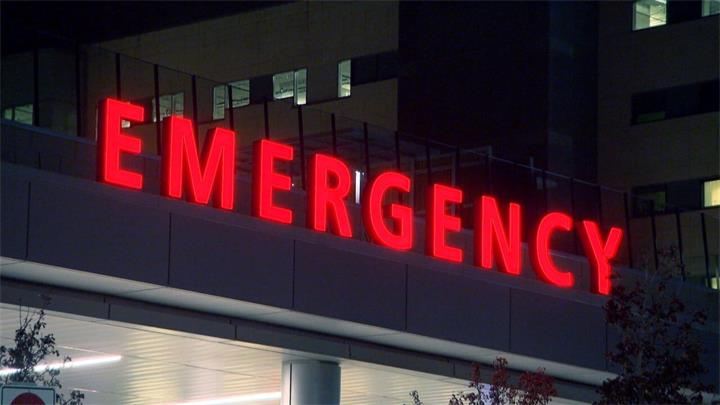 加拿大急诊等候危机加剧:2024 年近 50 万人未等到医生就离开,多个省份情况恶化1