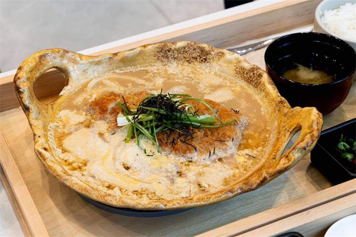 酥脆的艺术：日本人气炸猪排品牌 SAKU 登陆多伦多4