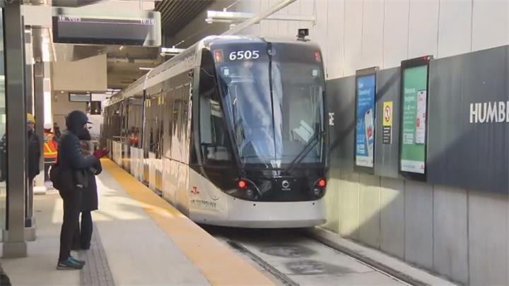 多伦多 6 号线芬奇西轻轨本周日正式开通,首日对乘客免费1