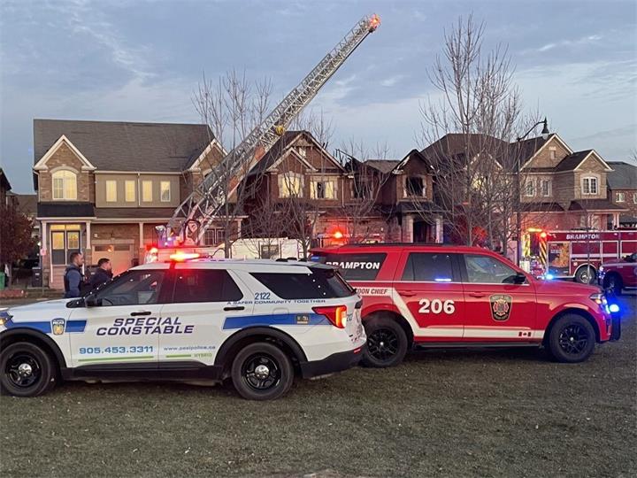 布兰普顿惨烈火灾夺走一家五口生命，幸存父亲：生活“再也回不到从前”1