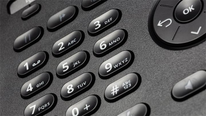 AI语音诈骗升级,里贾纳长者险些中招:电话里和 “孙女声音一模一样”1