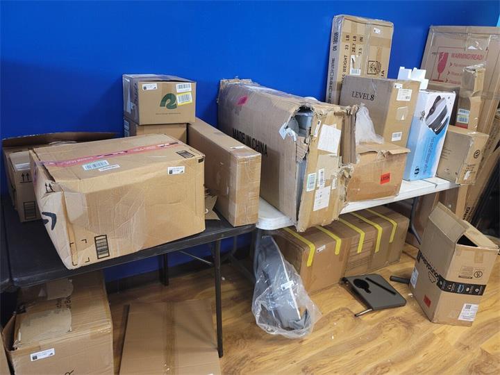 安省亚马逊仓库发生大规模盗窃案：5人被捕、涉案金额高达200万加元1