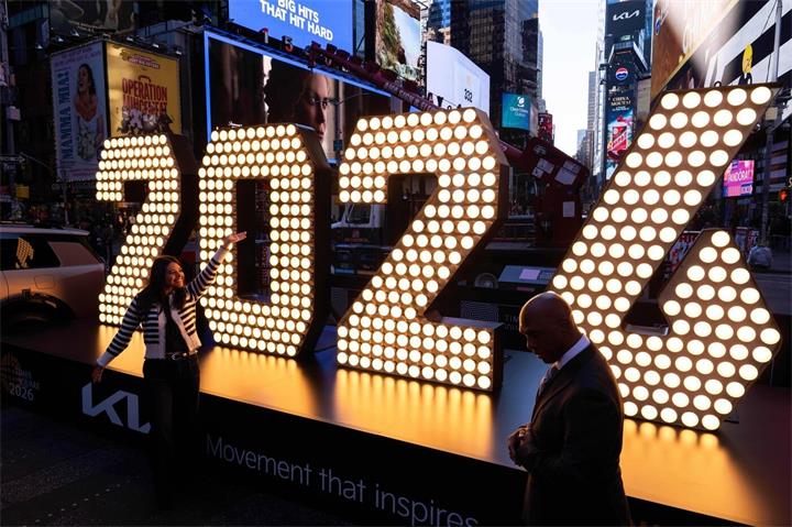 只有三分之一加拿大人对 2026 年感到乐观：不确定、动荡与疲惫，成了 2025 的关键词1