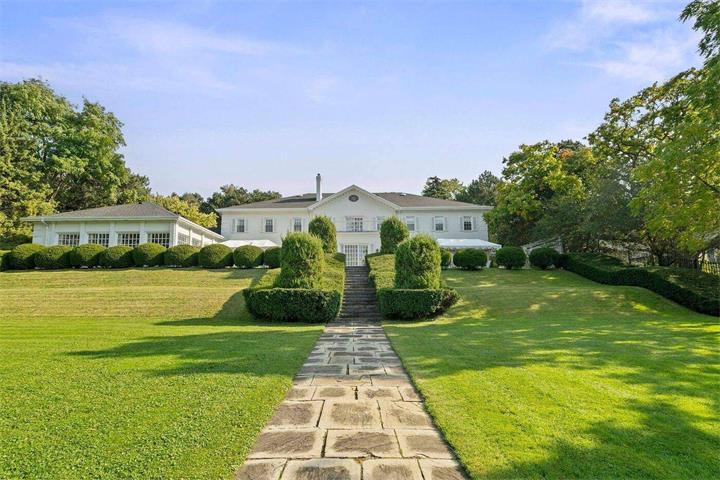 2025 年多伦多挂牌出售最贵的 5 套房产4