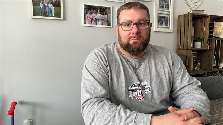 因拆除铁路隔音土坡，温莎居民被市政府责令整改并面临高额成本2