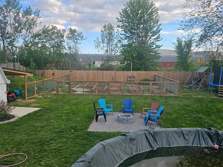 因拆除铁路隔音土坡，温莎居民被市政府责令整改并面临高额成本3