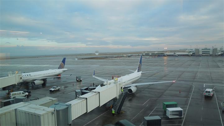 前加拿大航空公司空服员冒充飞行员，4 年骗取数百次免费航班在美被起诉1