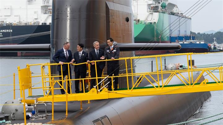 韩国高层率企业代表团赴加，竞逐加拿大新潜艇采购项目1