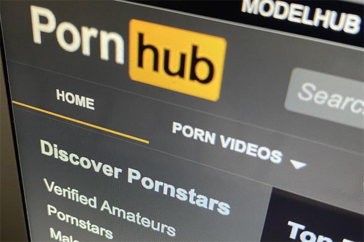 卑诗省男子因偷拍视频并上传 Pornhub 被判入狱五个月1