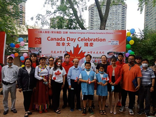 为什么很多加拿大华人，更习惯“社区解释”，而不是直接阅读制度原文？1