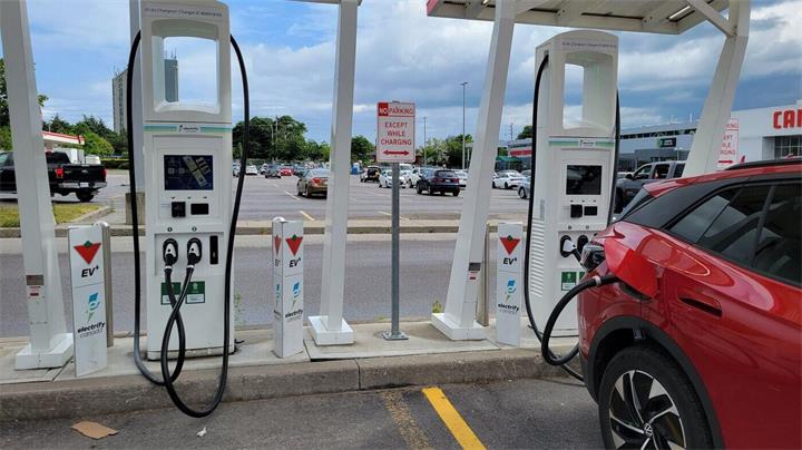 加拿大拟取消电动车强制销售目标，转向燃油效率标准与积分制度1