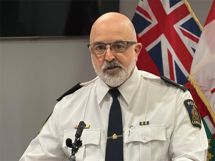 伦敦警方澄清:爆炸物与枪支调查不涉及恐怖主义或国家安全威胁1