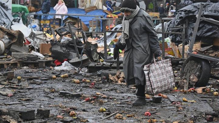 俄乌冲突持续升级：多地遭导弹与无人机袭击，美国斡旋新一轮会谈前景未明1