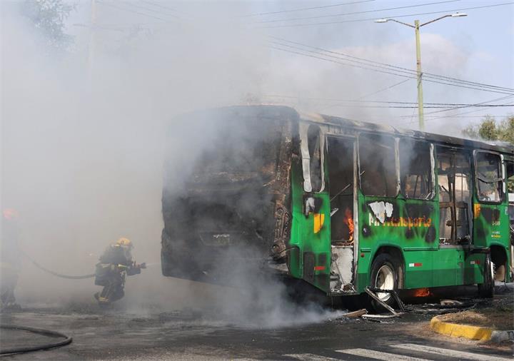 墨西哥旅游城市突发大规模暴力事件，波多黎各塔实施就地避难1