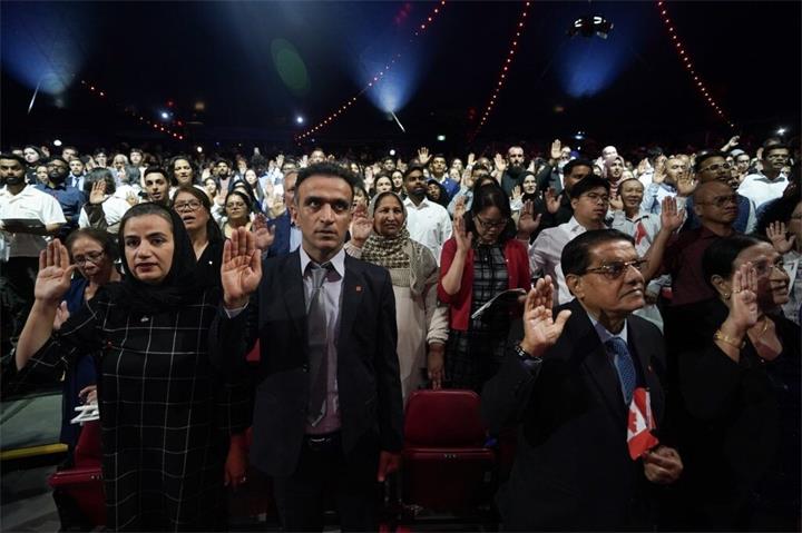 资金削减影响显现：大多伦多近一半移民安置机构或将关闭部分项目1