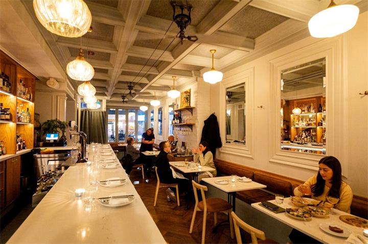 多伦多餐饮界资深团队打造新餐厅 Bar Eugenie,主打当季食材料理3