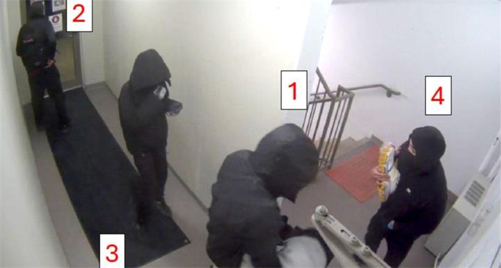 圣凯瑟琳斯发生持枪入室抢劫案 1人被捕4名嫌疑人在逃1