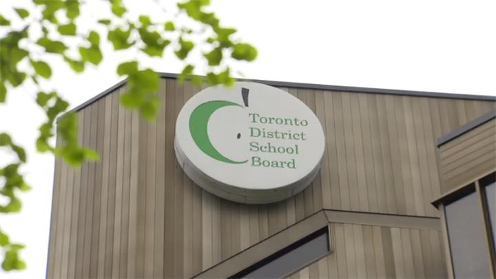 多伦多教育局拟削减近300个教师岗位，入学人数下降成主因1