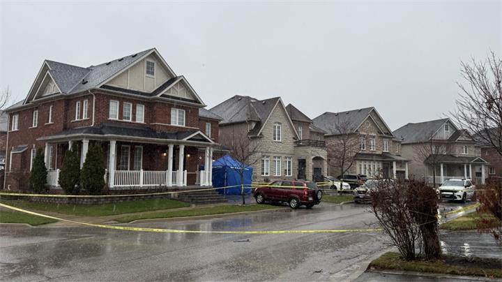 Ajax凌晨发生致命入室抢劫事件,一男子当场身亡1