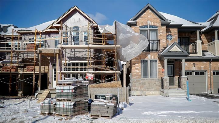 加拿大真的不缺房了吗?CMHC:公寓过剩卖不掉,住房短缺仍未结束1