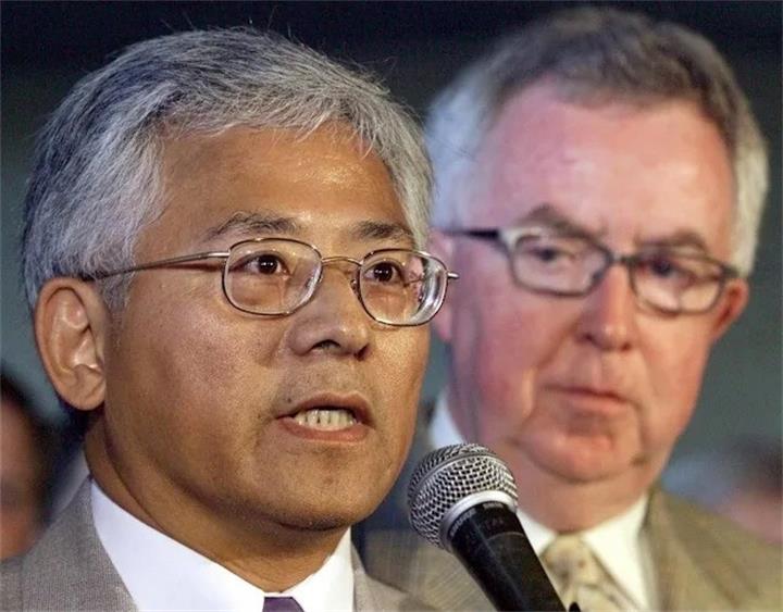 加拿大前国会议员涉嫌枪械贩运被起诉，警方查获439支枪械及30多万加元现金1