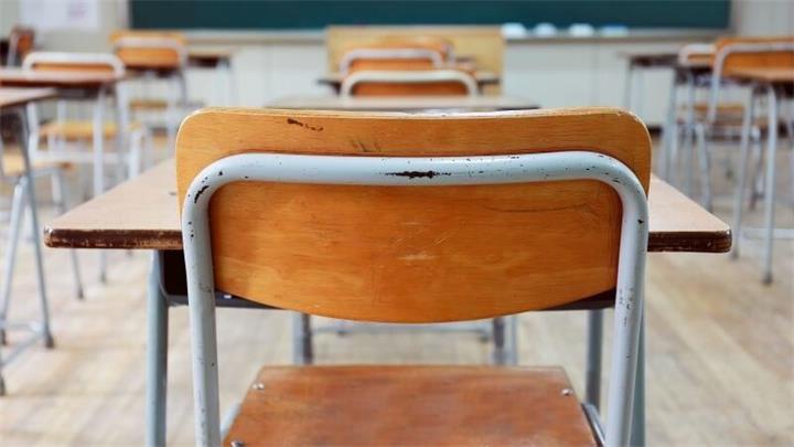 大多伦多人口突破700万,公立学校学生为什么反而越来越少?1