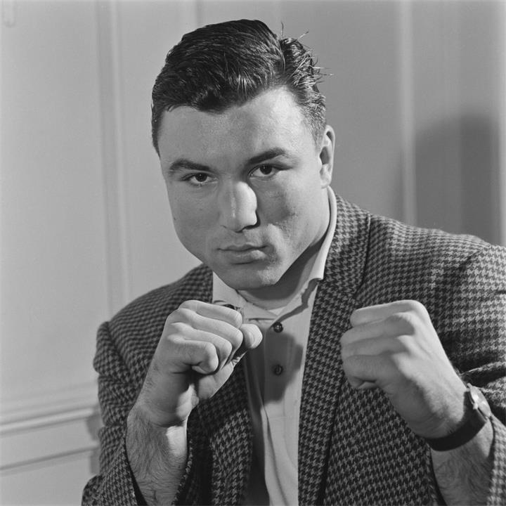 George Chuvalo-重量级拳王-加拿大.jpg