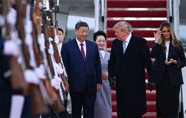 中美-访问.jpg