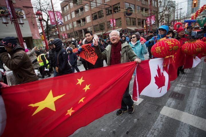 华人媒体、社交平台与自媒体：在加拿大华人社区中的角色差异与互补关系1