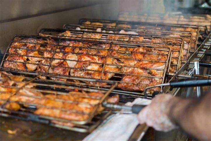 这几家小餐厅没有太多宣传,却经常坐满本地人3