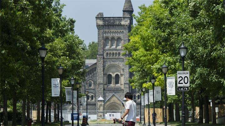 加拿大大学全球排名普遍下滑,这对准备升学的学生意味着什么?1