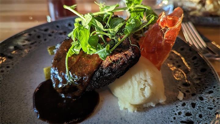 SKY BISTRO-空中餐厅.jpg