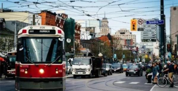 多伦多15个十字路口作试点！拟实行禁止汽车红灯右转6