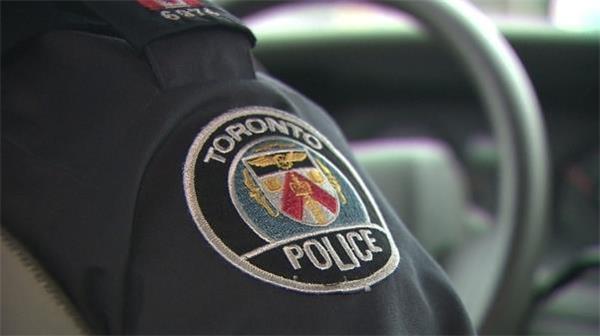 从后院入室抢劫！普通民众如何对付入室抢劫罪犯？3