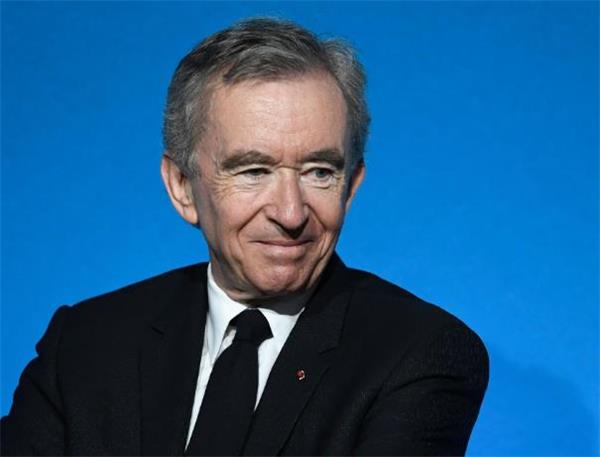LVMH掌门人阿尔诺成全球首富！2021年全球亿万富豪暴增660人3