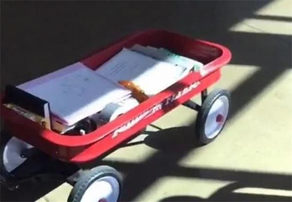 一言不合就拔枪!北美地区枪支管控堪忧!明州一酒吧发生激烈枪战4 一言不合就拔枪!北美地区枪支管控堪忧!明州一酒吧发生激烈枪战4