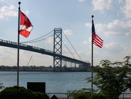 亿万富翁人设崩塌！女儿豪华婚礼后比尔·盖茨又曝出大料！2