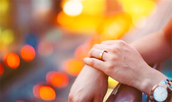 甜蜜陷阱！骗钱！骗房！新冠疫情导致全球网络诈骗大增1