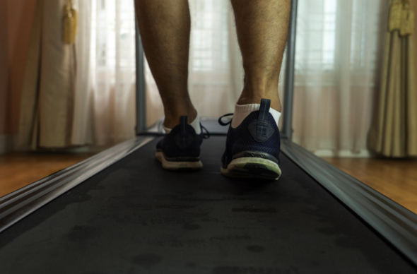 苹果形还是梨形？为什么有人天天锻炼也容易有小肚子？4