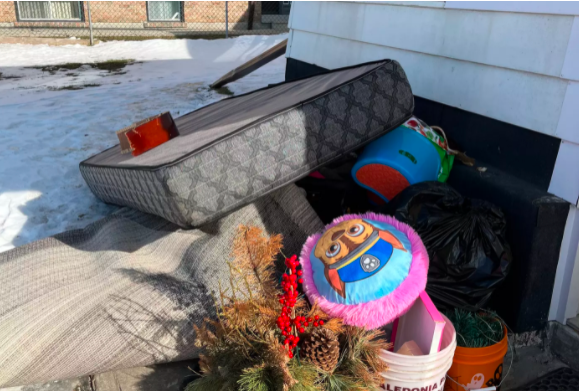 多伦多最倒霉房东！租客拒付租金，突然消失把房子搞得一团糟！1