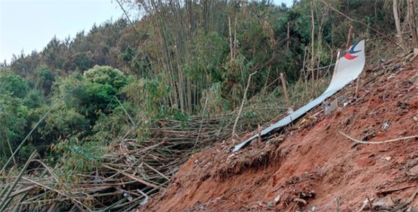 航空界致命的黑色十分钟！飞机失事6大预兆及逃生的黄金时间3