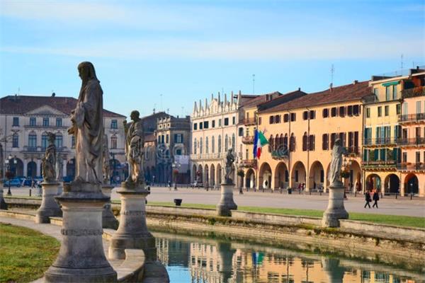 万元劳力士被抢！普拉托针对华人暴力抢劫案件频发3