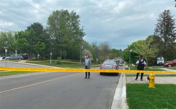 震惊!多伦多几所学校附近惊现携步枪凶犯!警方立即封锁学校3 震惊!多伦多几所学校附近惊现携步枪凶犯!警方立即封锁学校3