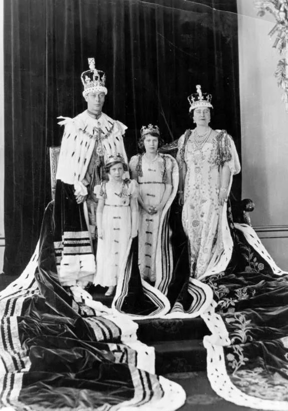 英国女王走了，在位70年结束了近百年的传奇人生7